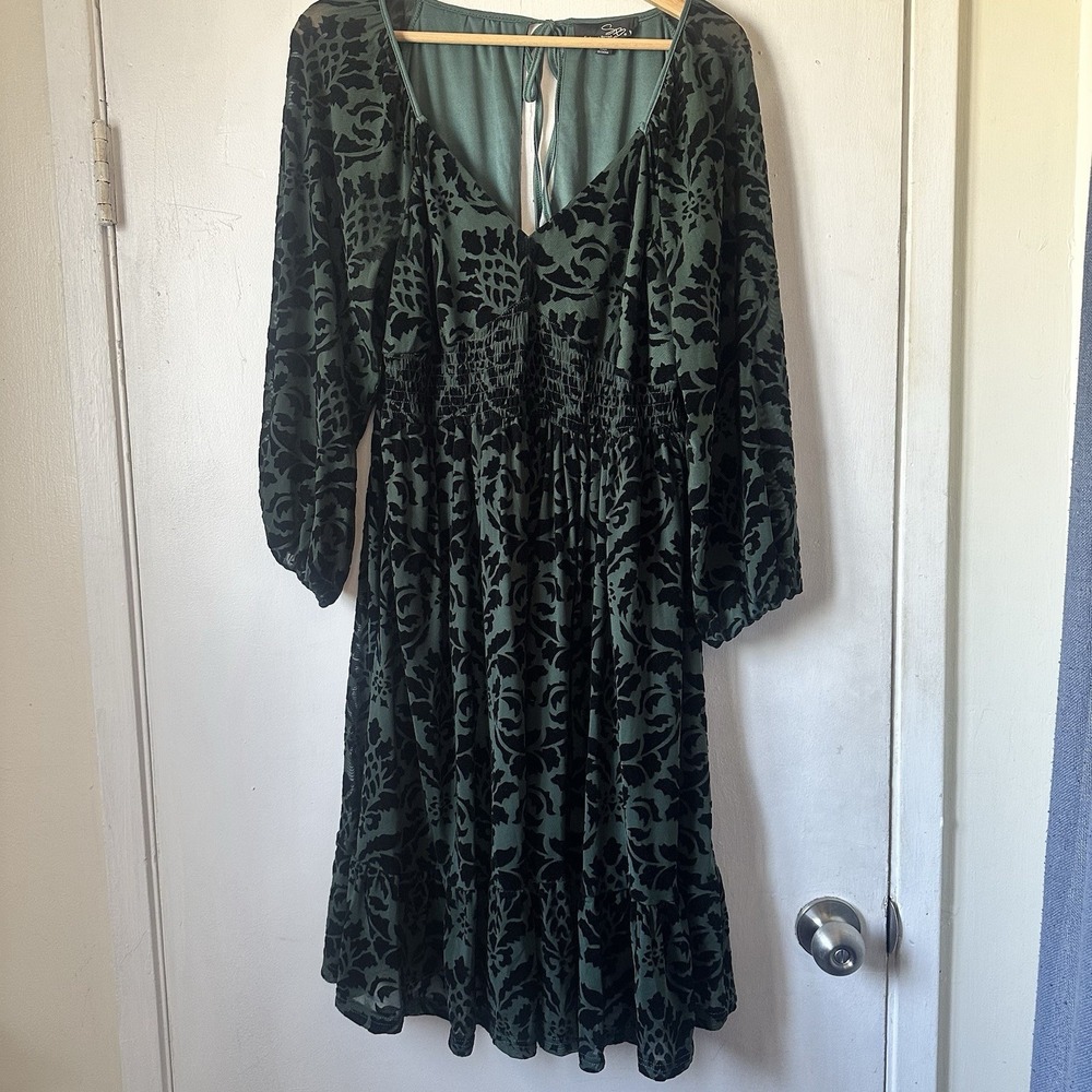 Suzanne Betro Floral Tiered Midi Dress Green Burnout Cottagecore Boho Chic Sz. M